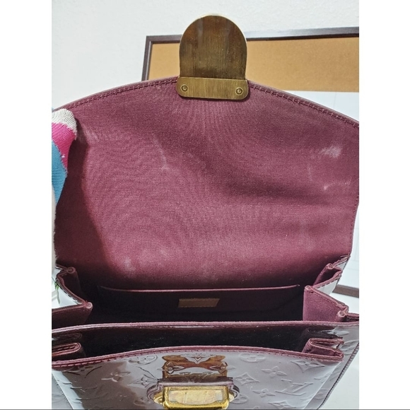 Louis Vuitton Mirada Amarante Vernis Shoul… - Picture 15 of 16